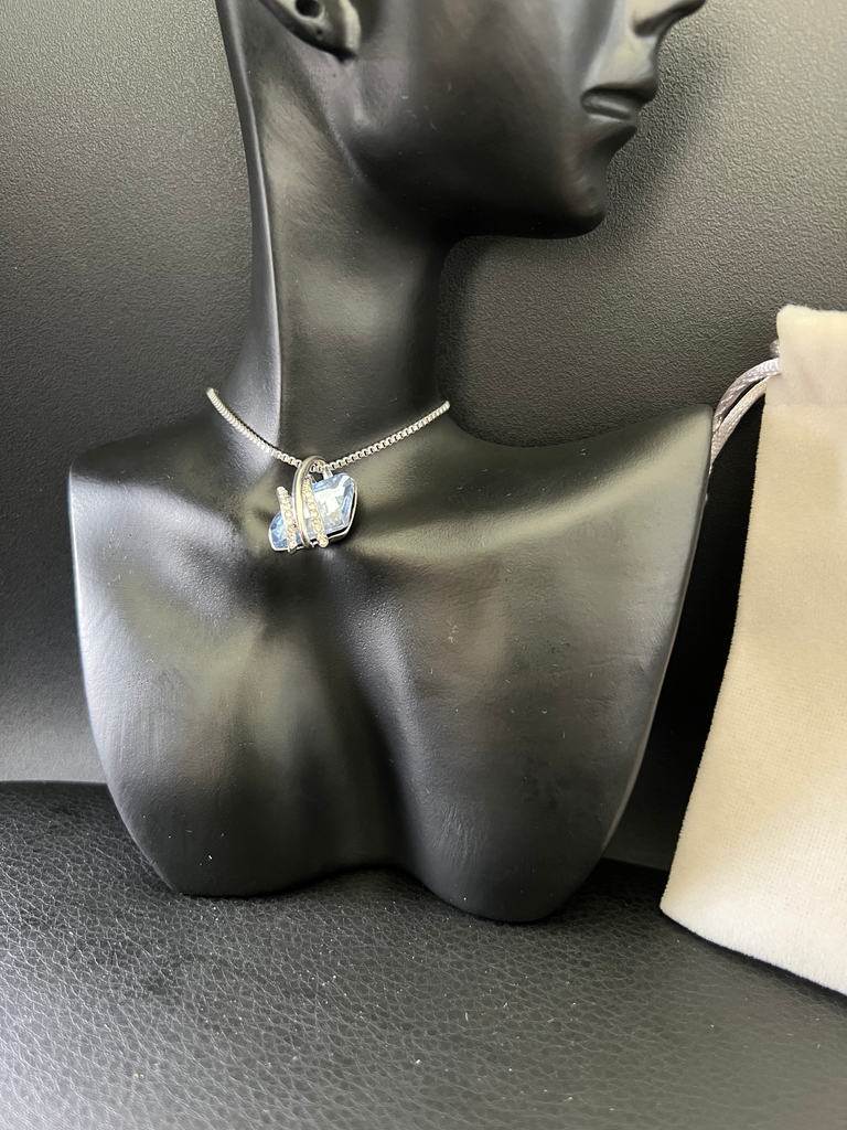  1 Collier pierre diamant 🔵🩷