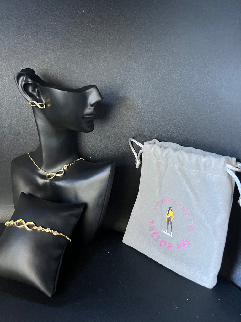 1 Bracelet infinity + 1 collier infinity+1 boucle d’oreille infinity  💛🤍🩷